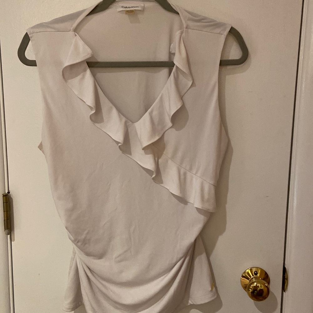 White sleeveless Calvin Klein top